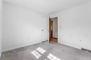 8 Roaen Dr, Chelmsford, MA 01863 - Photo 15