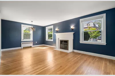 138 Winchester St, Newton, MA 02461 - Photo 3