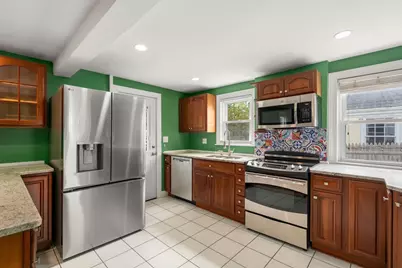 138 Winchester St, Newton, MA 02461 - Photo 7