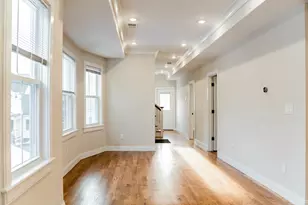 11 Falkland St, Boston, MA 02135 - Photo 9