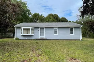 114 Folsom Ave, Somerset, MA 02726 - Photo 1