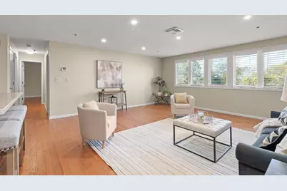 38 Dunham Rd #204, Beverly, MA 01915 - Photo 9