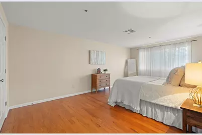 38 Dunham Rd #204, Beverly, MA 01915 - Photo 11