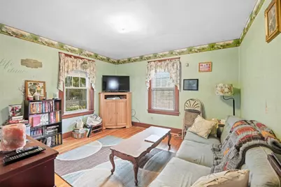 55 Clover St, Worcester, MA 01603 - Photo 15