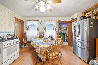 55 Clover St, Worcester, MA 01603 - Photo 9
