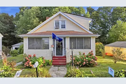 55 Clover St, Worcester, MA 01603 - Photo 1