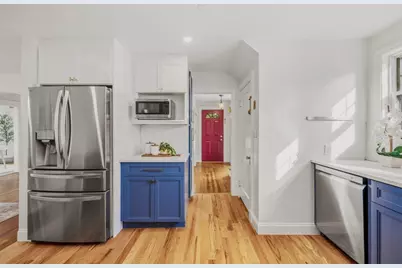 266 Governors Ave, Medford, MA 02155 - Photo 7