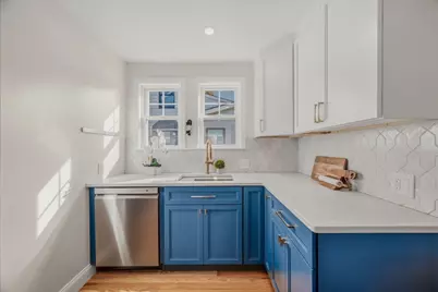 266 Governors Ave, Medford, MA 02155 - Photo 9