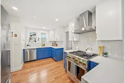 266 Governors Ave, Medford, MA 02155 - Photo 5