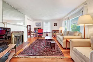 219 Laurel St, Melrose, MA 02176 - Photo 5