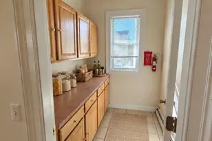 32 Rockland Ave, Malden, MA 02148 - Photo 5
