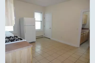 32 Rockland Ave #1, Malden, MA 02148 - Photo 3
