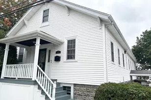 13 Park St, Mansfield, MA 02048 - Photo 1