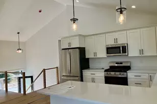 17 Lynch Way, Swansea, MA 02726 - Photo 5