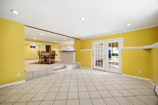 12 Kensington Ave, East Longmeadow, MA 01028 - Photo 17
