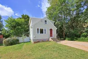 80 Hill Ave, Franklin, MA 02038 - Photo 1