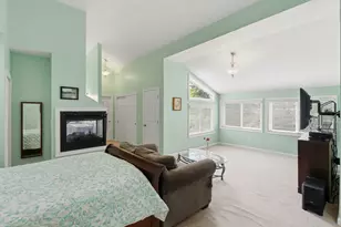 23 Governors Way, Milford, MA 01757 - Photo 19