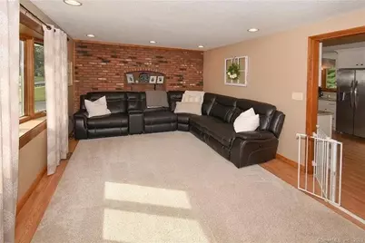 281 Abbe Rd, Enfield, CT 06082 - Photo 19