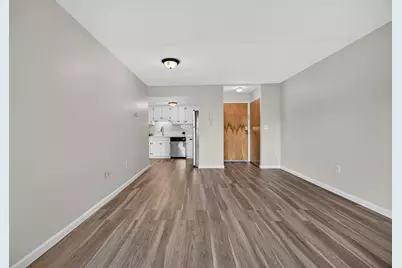 390 Broadway #35, Somerville, MA 02145 - Photo 5