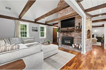 554 High St, Hanson, MA 02341 - Photo 7