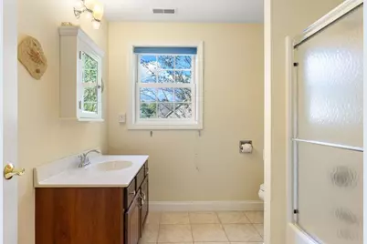 21 Steinbeck St, Tyngsborough, MA 01879 - Photo 29