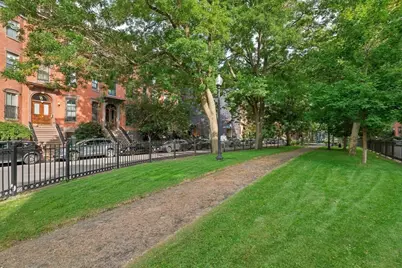 26 Worcester Sq #2, Boston, MA 02118 - Photo 17