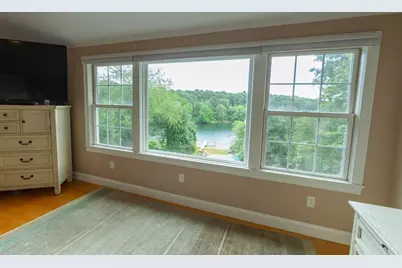 10 Indian Pond Pt, Barnstable, MA 02648 - Photo 19