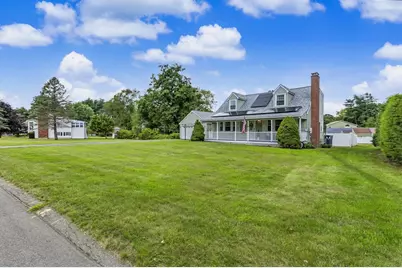 9 Old Homestead, Methuen, MA 01844 - Photo 3