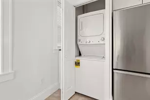 461 Washington St, Brookline, MA 02446 - Photo 11