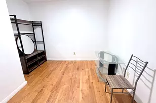 25 W 5Ht St, Boston, MA 02127 - Photo 9