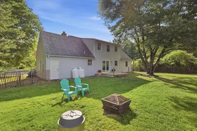 15 Surrey Ln, Amherst, MA 01002 - Photo 33