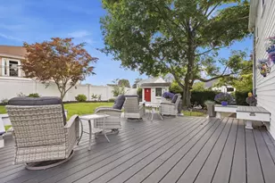 122 North St, Stoneham, MA 02180 - Photo 3