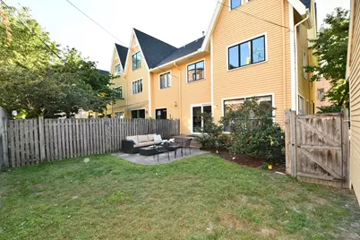 231 Fuller St, Brookline, MA 02446 - Photo 3