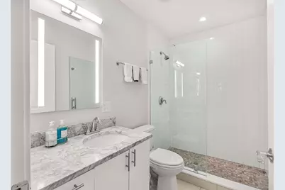 530 E Broadway #1, Boston, MA 02127 - Photo 11