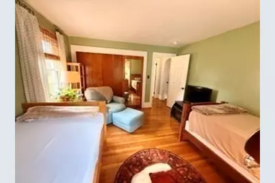 270 Gardner St, New Bedford, MA 02740 - Photo 29
