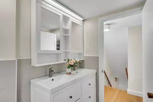 33 Stowecroft Rd, Arlington, MA 02474 - Photo 19