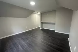 39 Cortland St, Springfield, MA 01109 - Photo 3