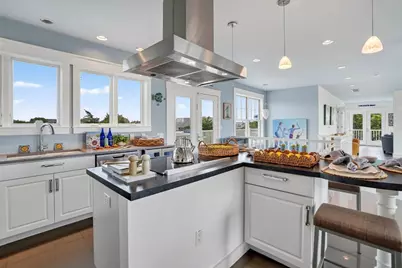 98 Edgartown Bay Rd, Edgartown, MA 02539 - Photo 17