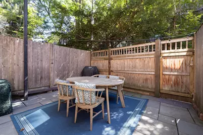 25 Lawrence St #1, Boston, MA 02116 - Photo 21