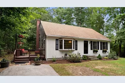 597 Liberty St, Rockland, MA 02370 - Photo 1