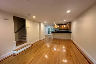 8 Grant St, Natick, MA 01760 - Photo 5