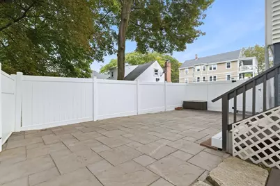 323 Bainbridge St, Malden, MA 02148 - Photo 31