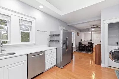 323 Bainbridge St, Malden, MA 02148 - Photo 3