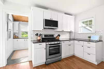 297 Woburn Street, Reading, MA 01867 - Photo 19