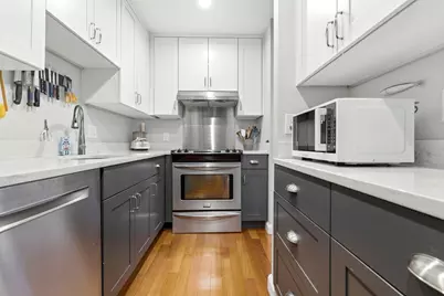 2 Clarendon St #301, Boston, MA 02116 - Photo 3