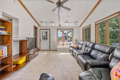 25 Lovell Rd, Watertown, MA 02472 - Photo 9
