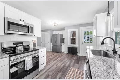 62 Talcott Ave, West Springfield, MA 01089 - Photo 15