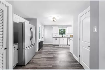 62 Talcott Ave, West Springfield, MA 01089 - Photo 9