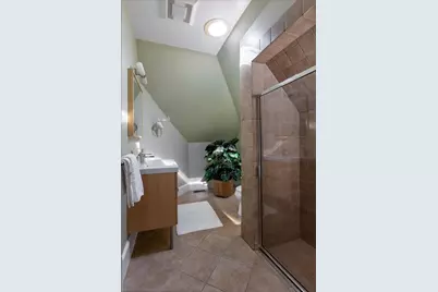 16 Kent Sq. #2, Brookline, MA 02446 - Photo 19