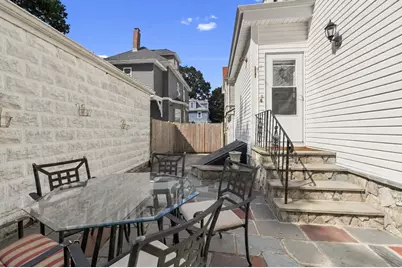 127 Rotch St, New Bedford, MA 02740 - Photo 7